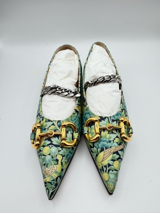 Gucci Shoes - Gucci x Liberty Horsebit Chain Ballet Flats Floral Pointed Toe 36 W Box